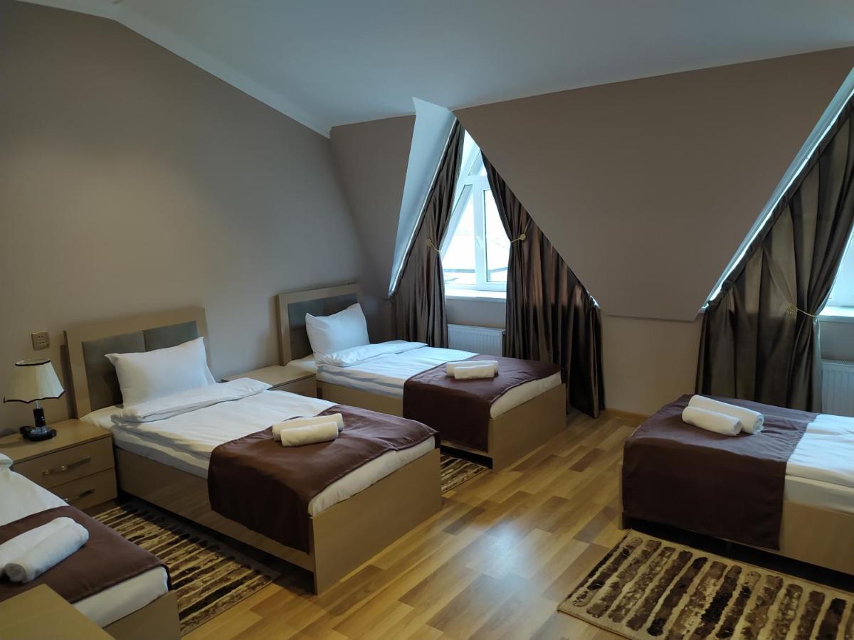 Gold Hotel Ґуба Екстер'єр фото