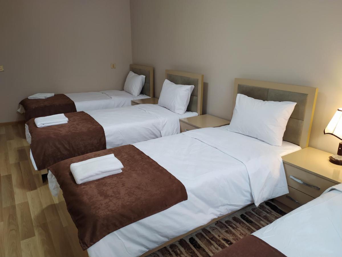 Gold Hotel Ґуба Екстер'єр фото