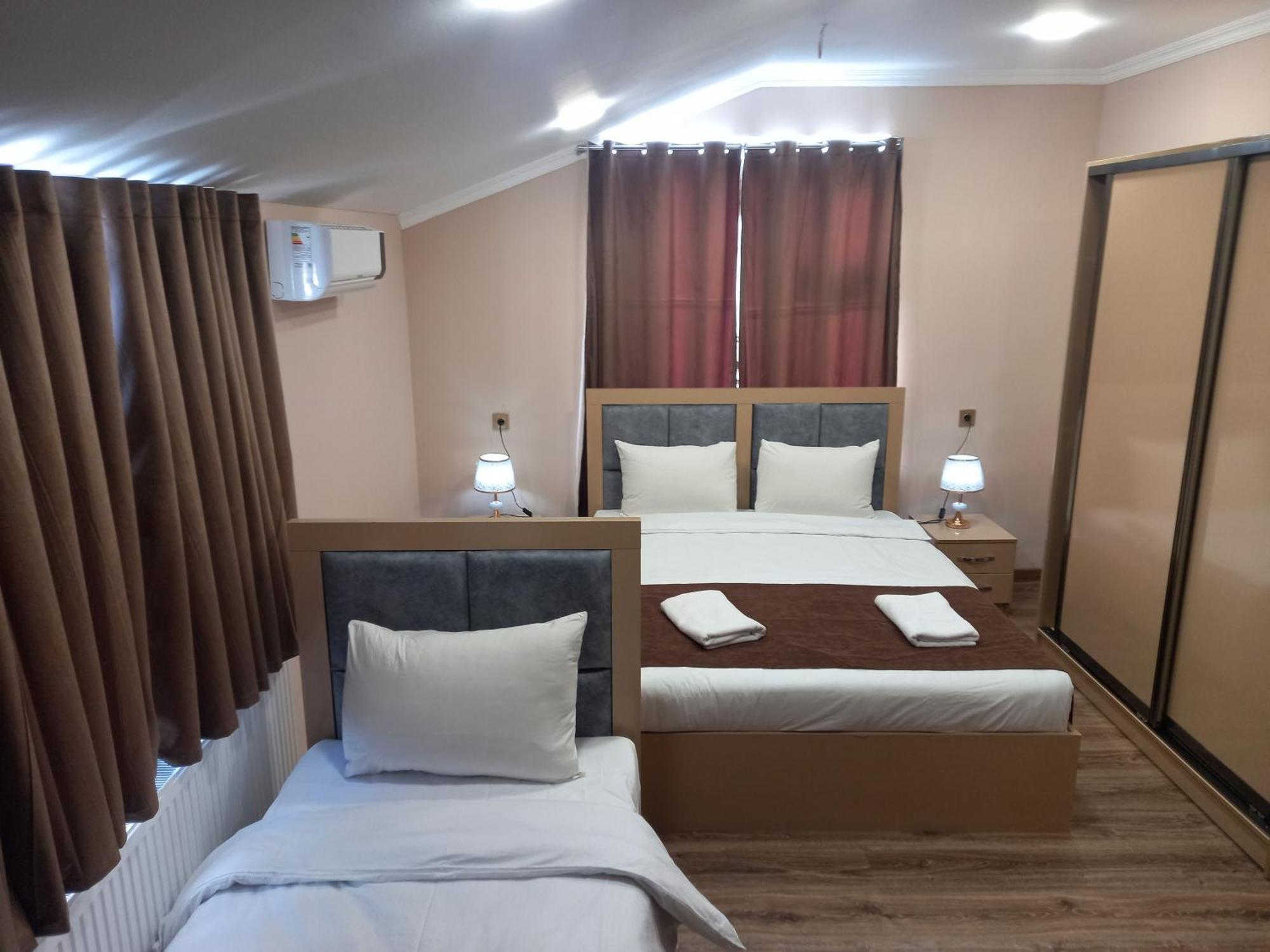 Gold Hotel Ґуба Екстер'єр фото